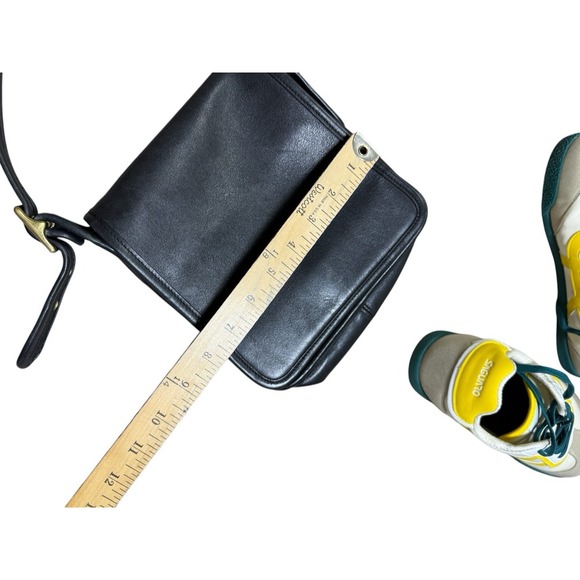 Vintage Coach Legacy Studio Flap Medium Crossbody Bag Black Leather Y2K 9145 - Picture 10 of 12